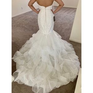 BRAND NEW Maggie Sottero wedding dress!